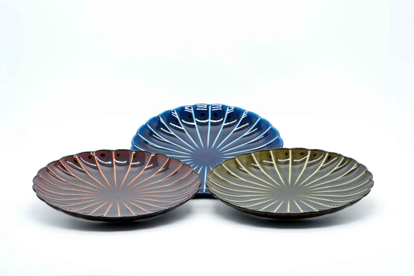 Giyaman three-colour plate set