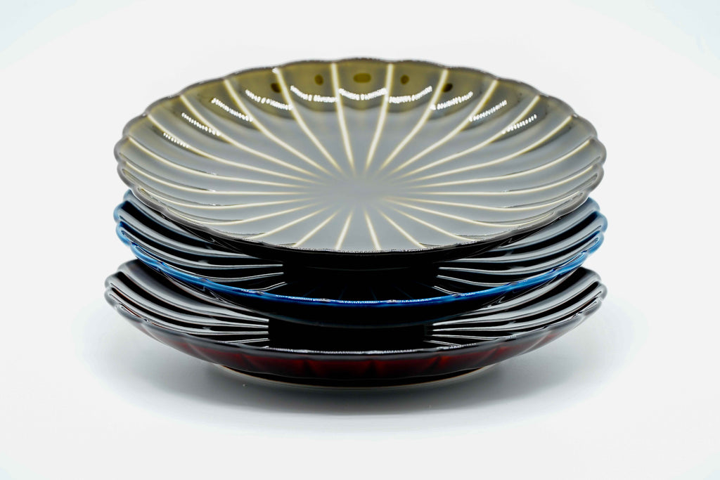 Giyaman three-colour plate set