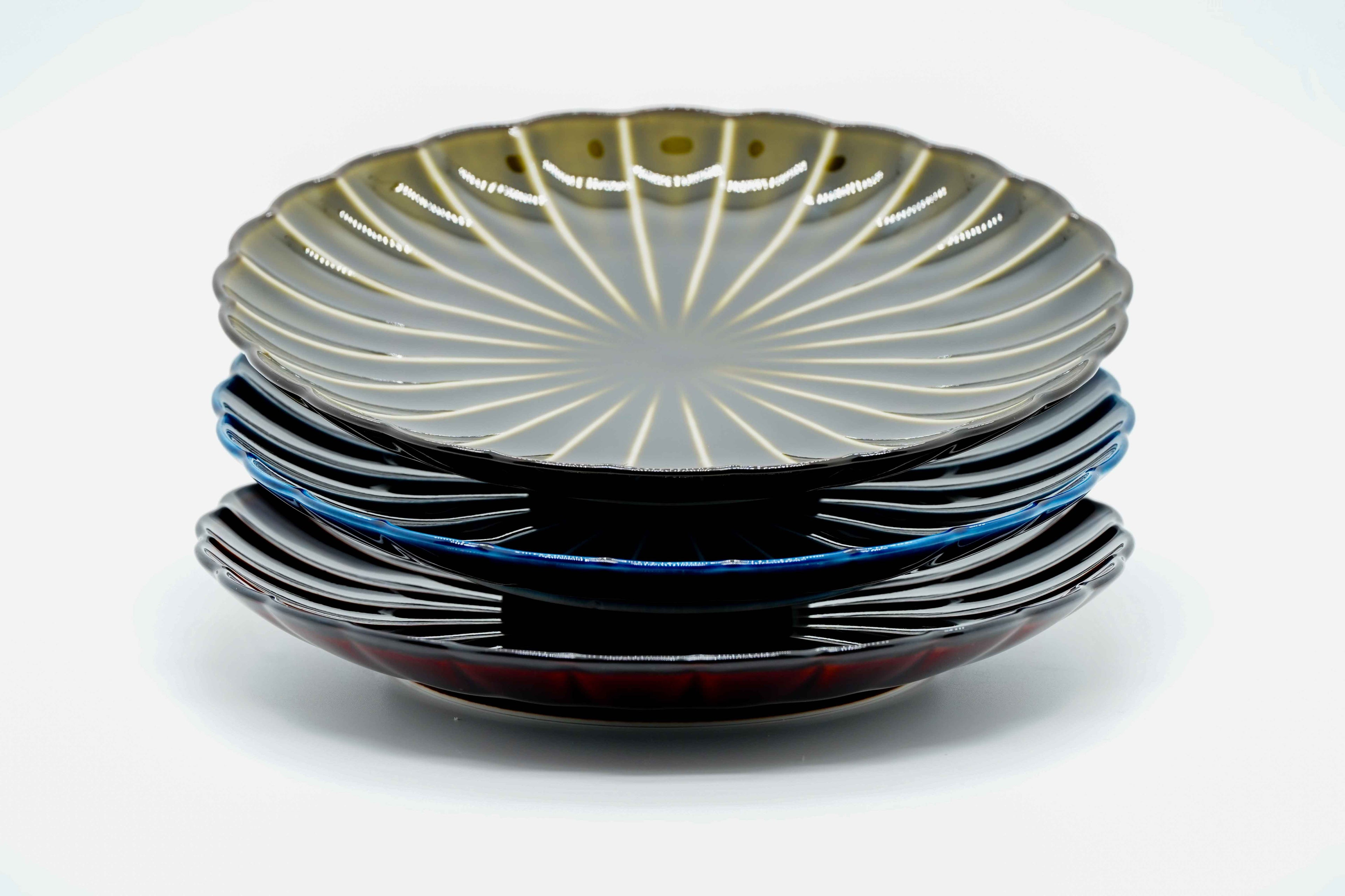 Giyaman three-colour plate set