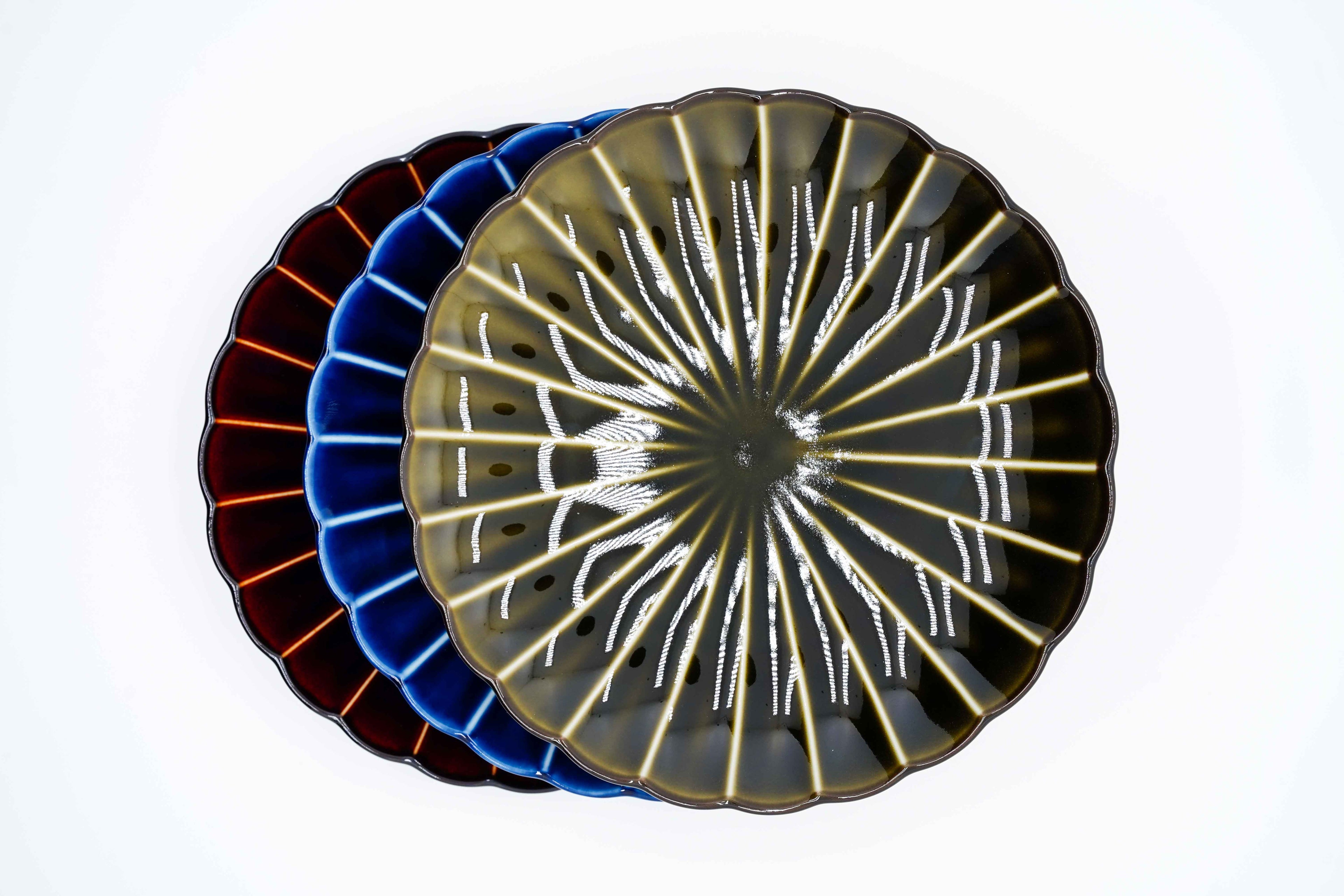 Giyaman three-colour plate set