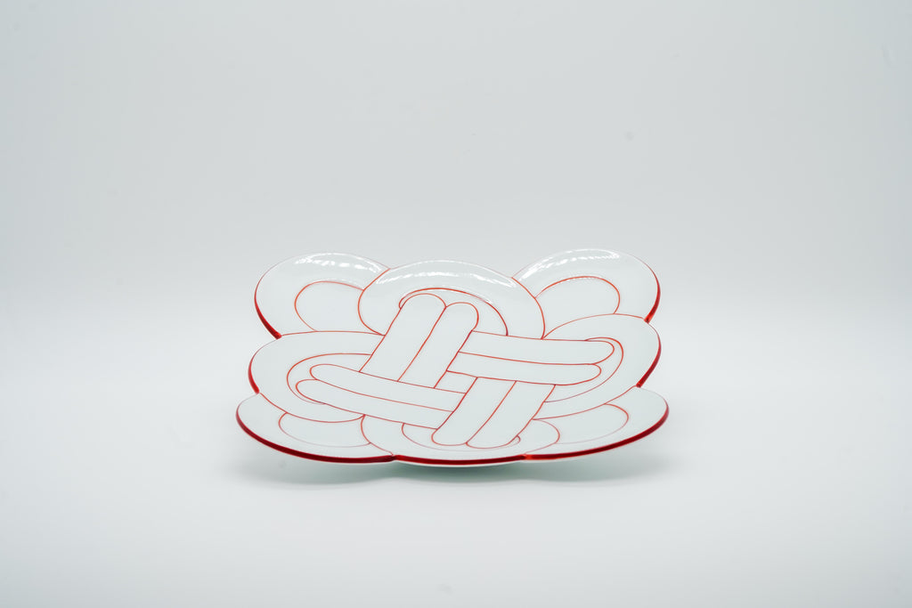 Hand-painted Arita ware "Musubi" knot of good fortune red main plate