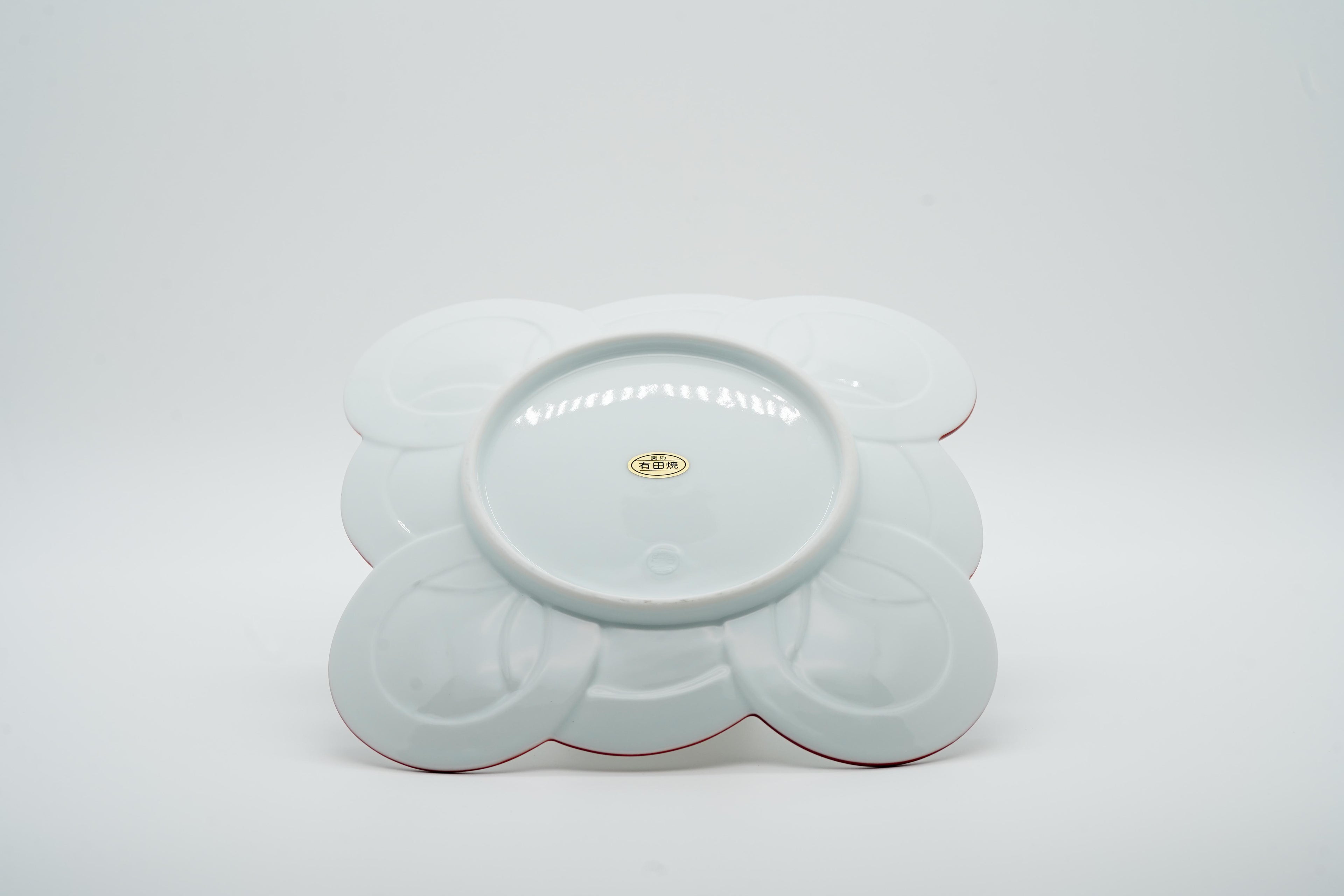 Hand-painted Arita ware "Musubi" knot of good fortune red main plate