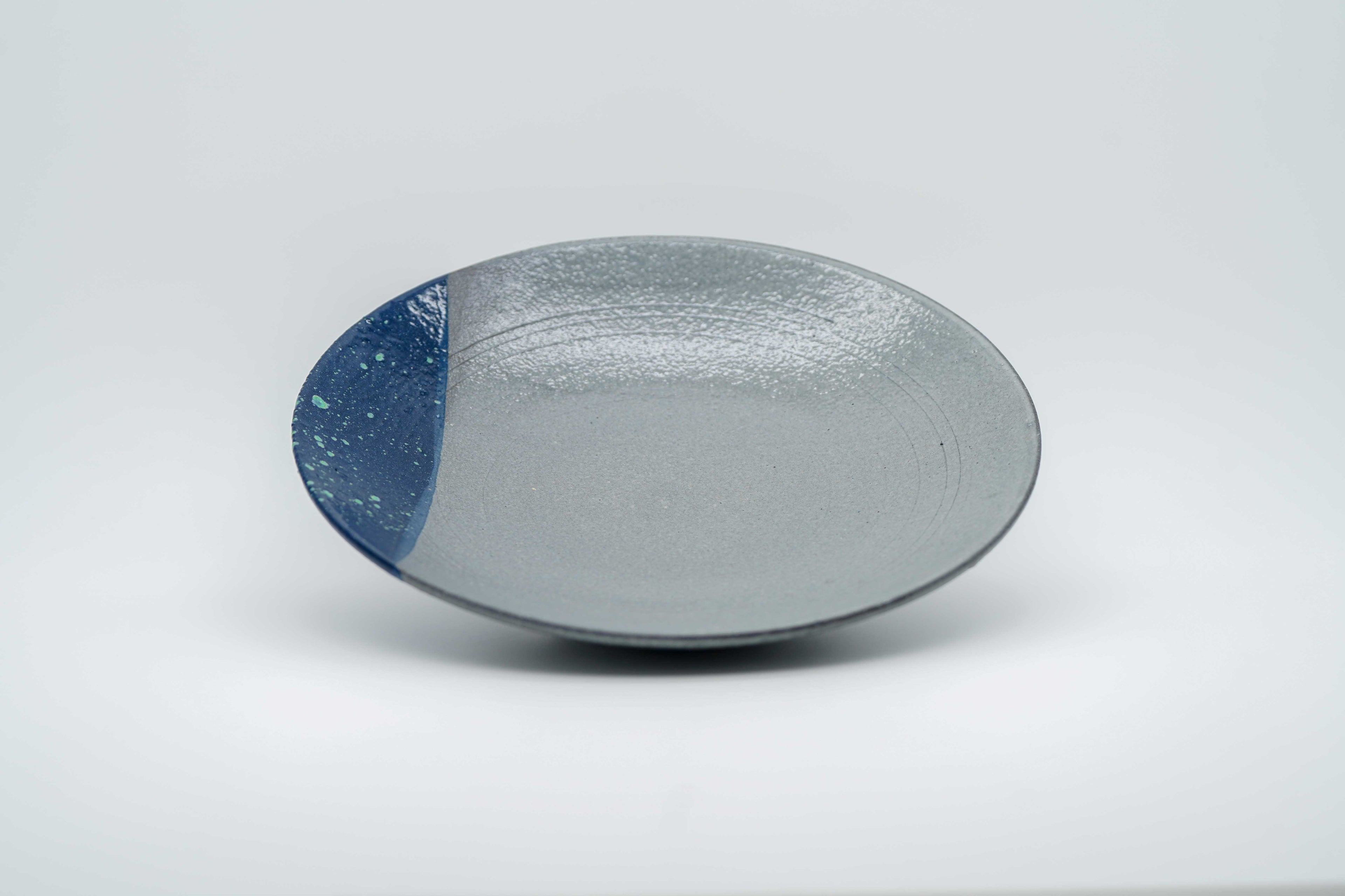 Shigaraki ware 26cm plate