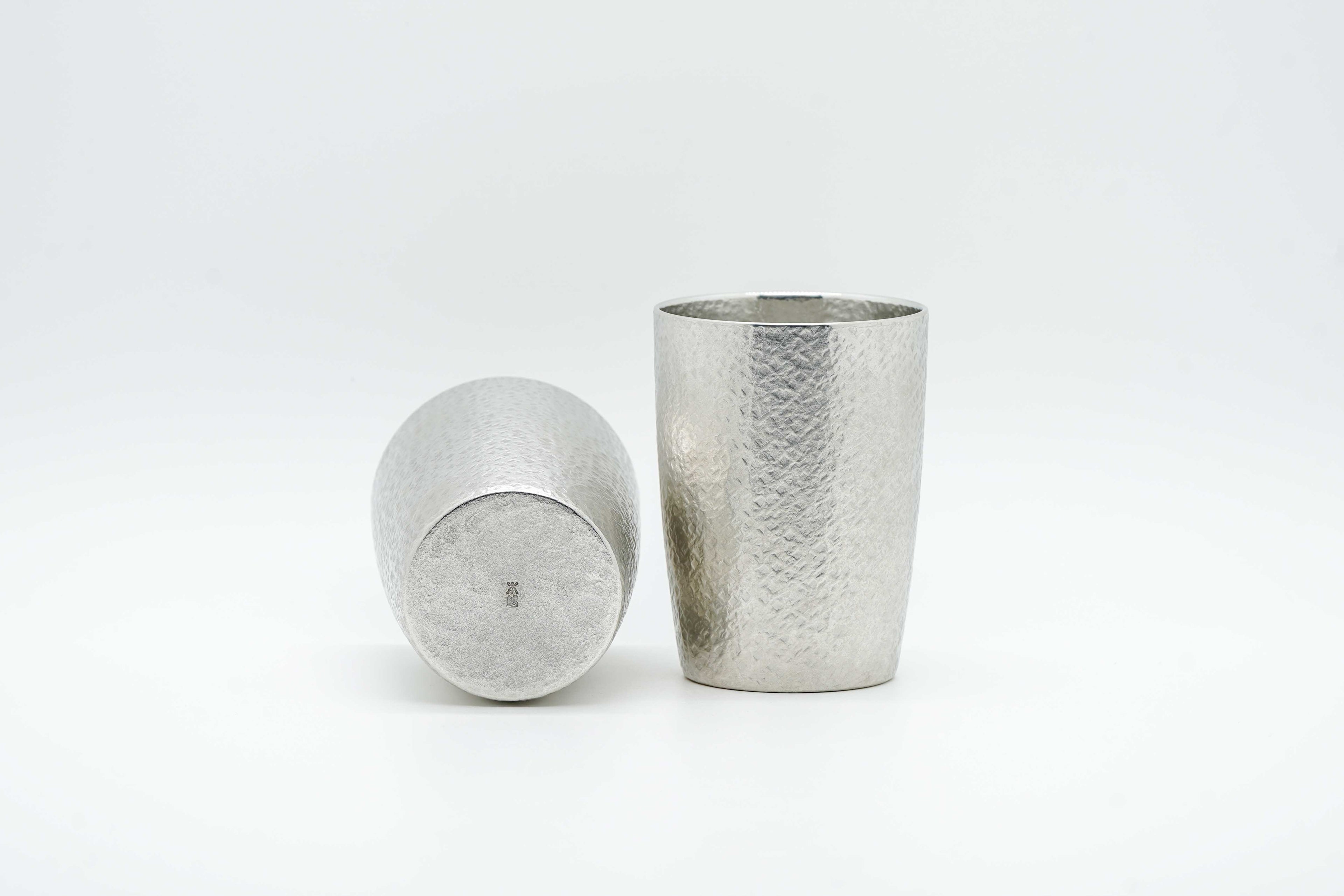 Pair of tin tumbler Berg in wooden gift box