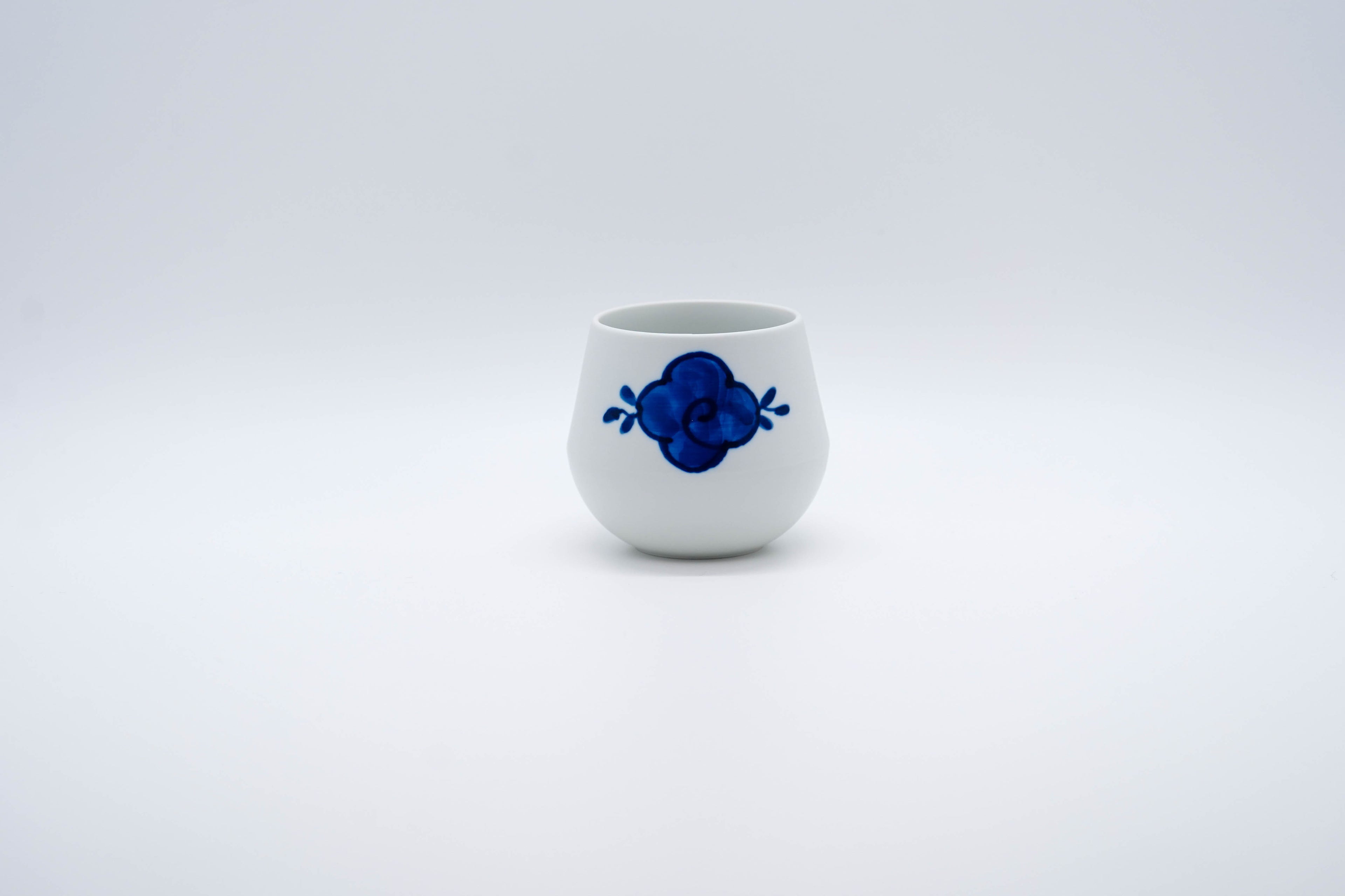 FIORE Yunomi Cup, Flower Vine (Indigo)