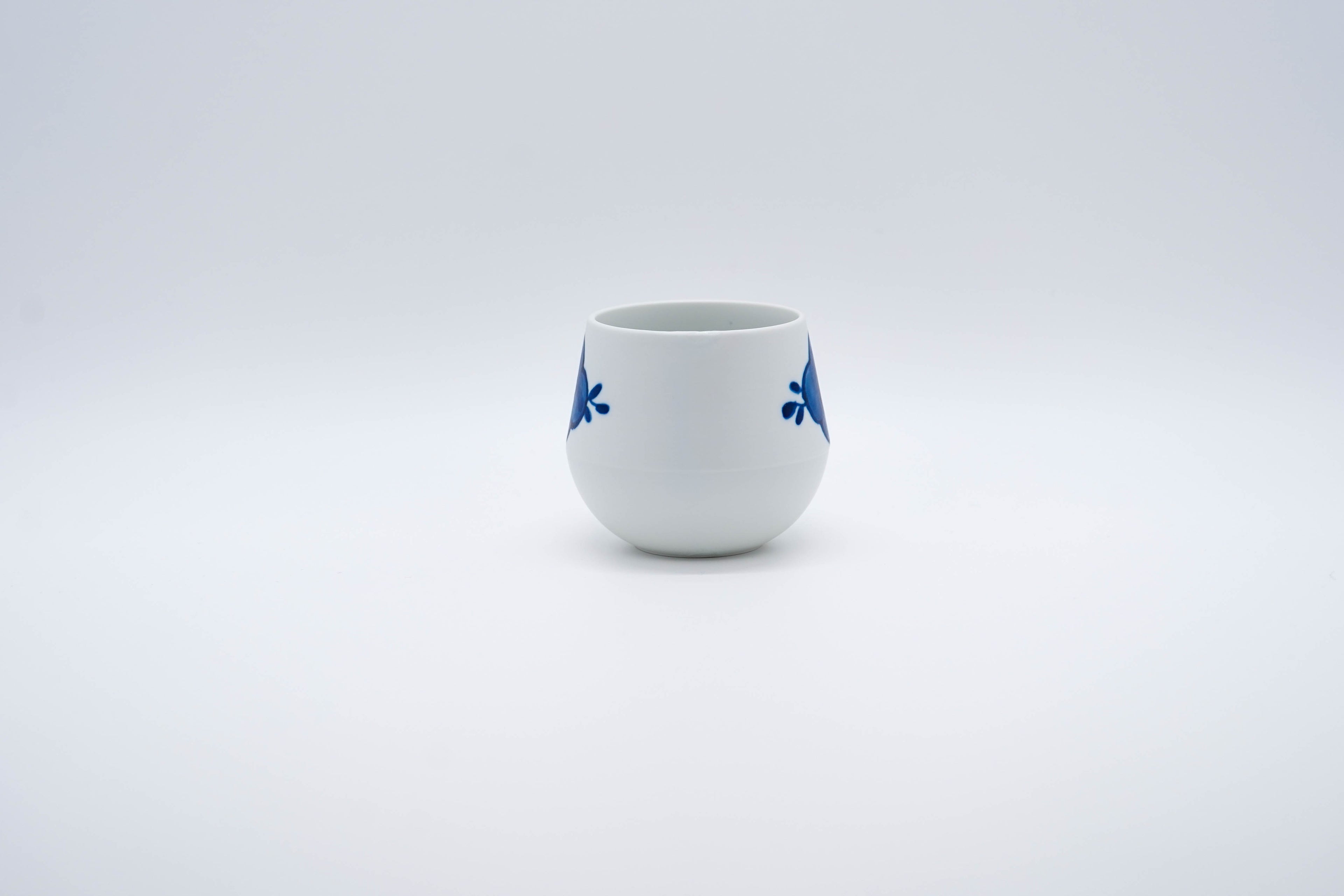 FIORE Yunomi Cup, Flower Vine (Indigo)