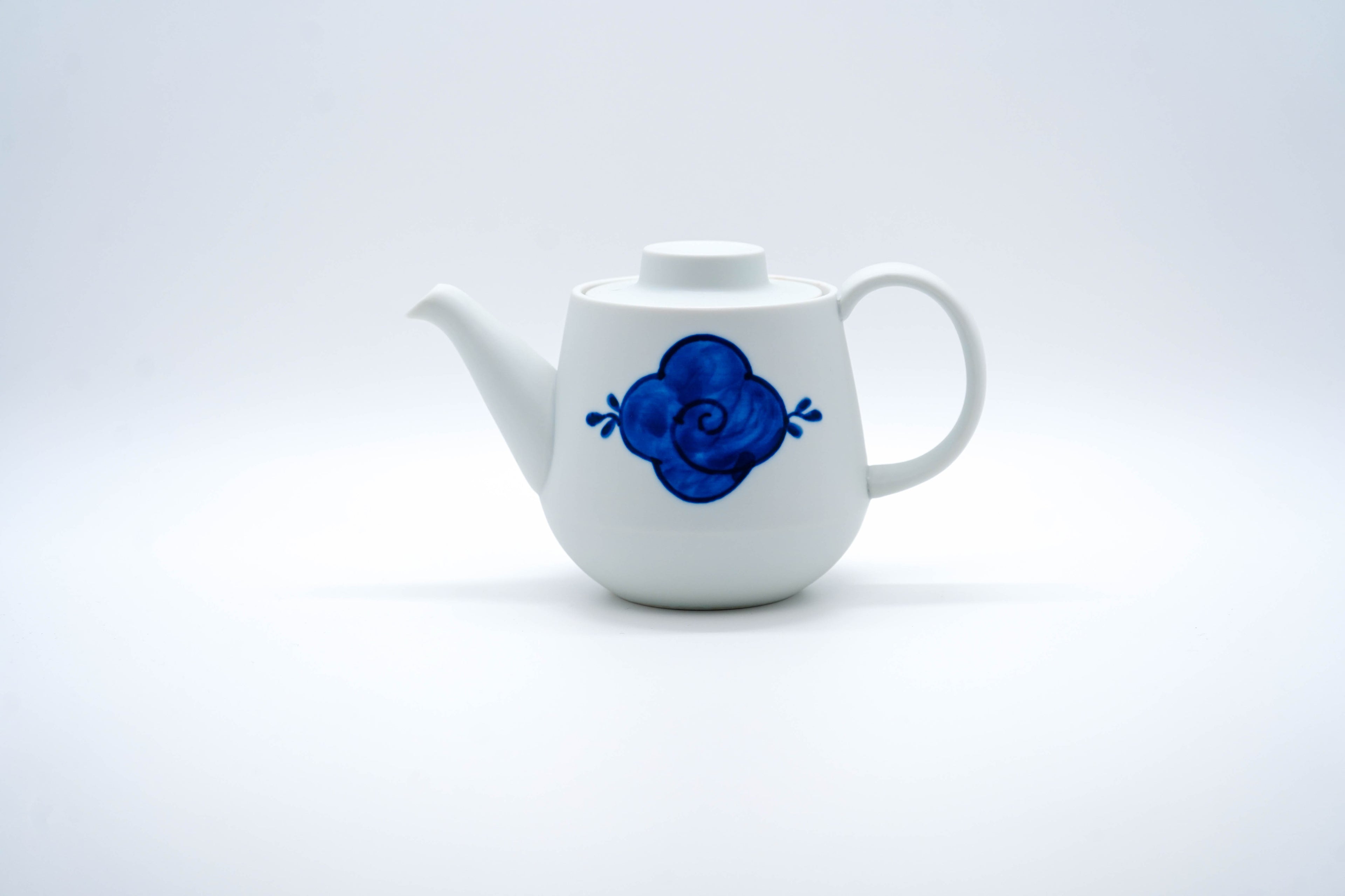 FIORE Teapot, Flower Vine (Indigo)