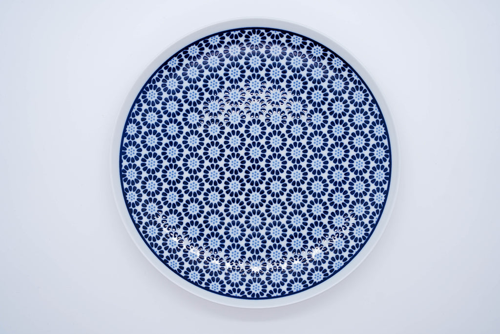 KOMON Large Plate, Small Chrysanthemum