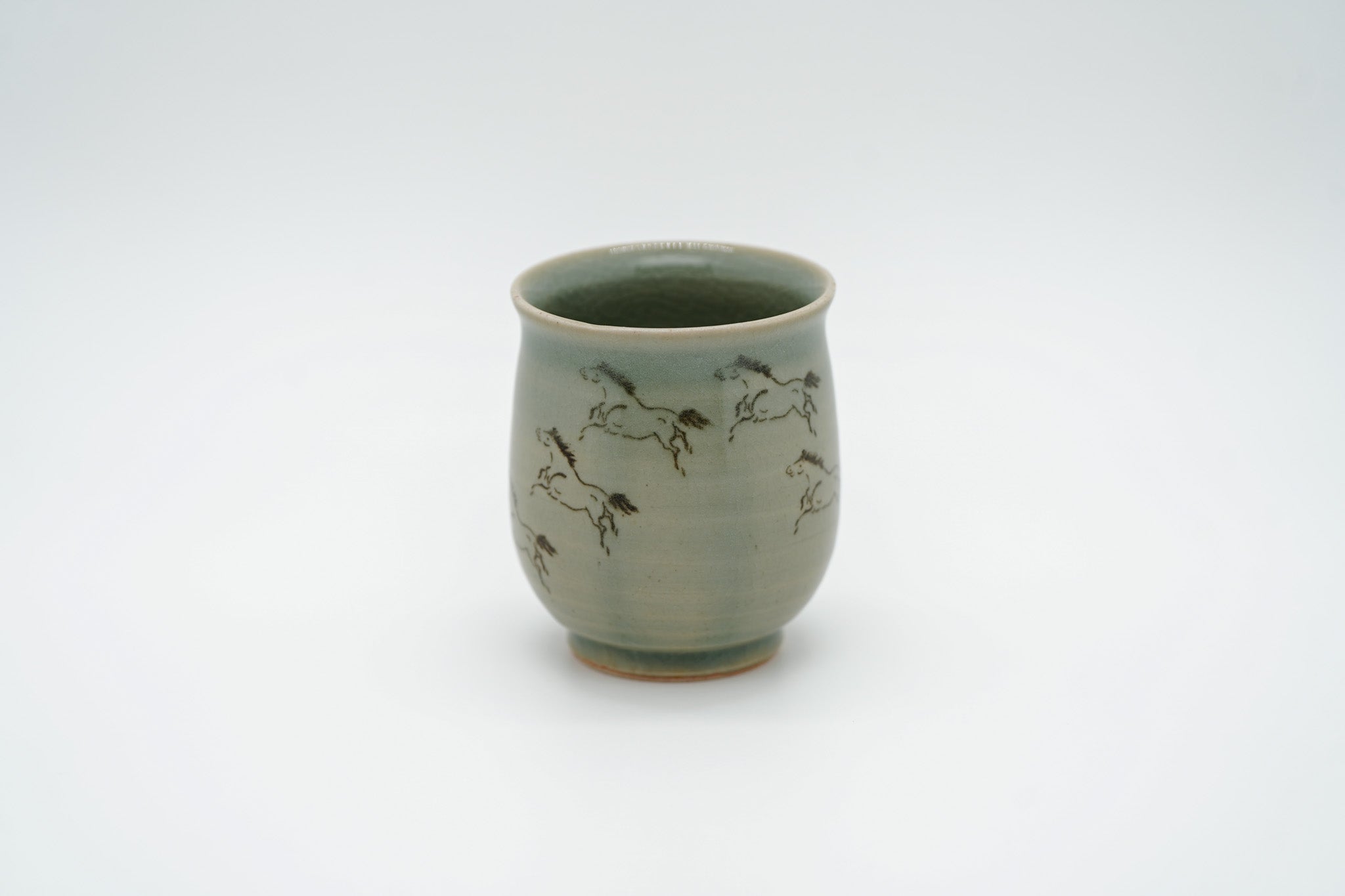 Soma Ware Teacup, Eight Horses
