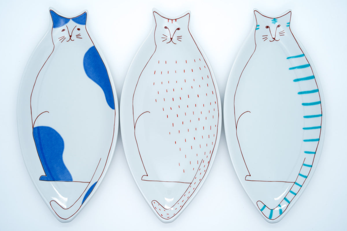 Kutani Ware Cat Shaped Plate