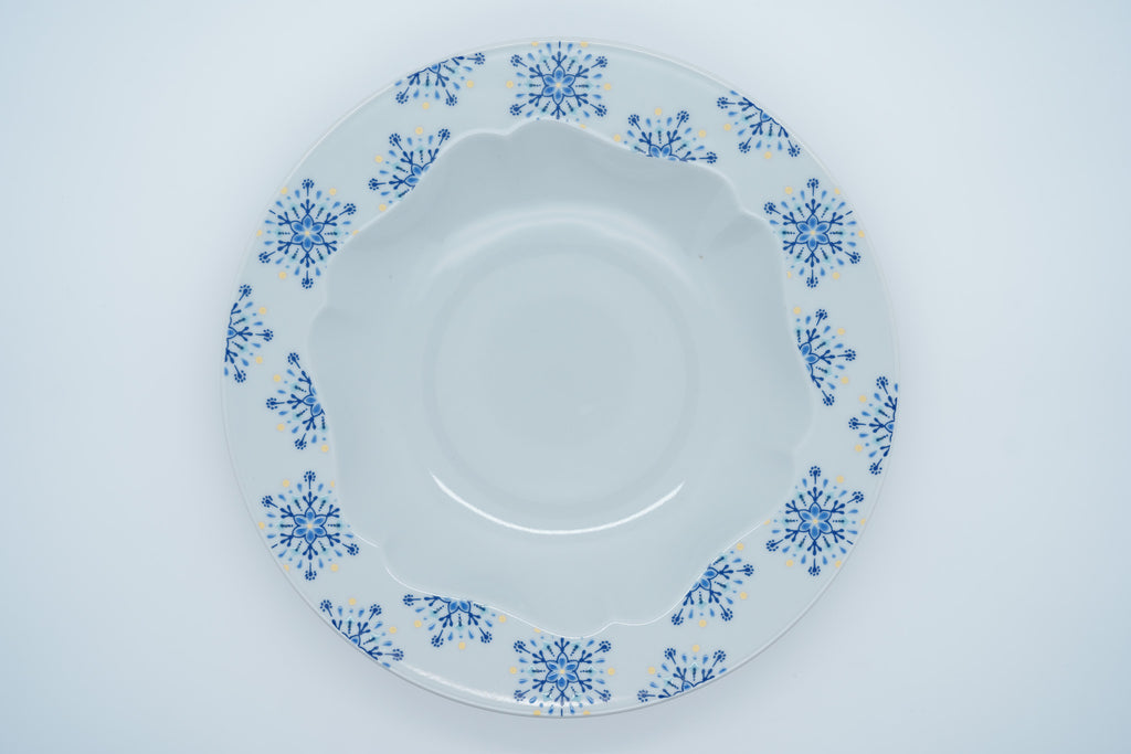Kutani Ware Rim Pasta Plate, Snow Crystal