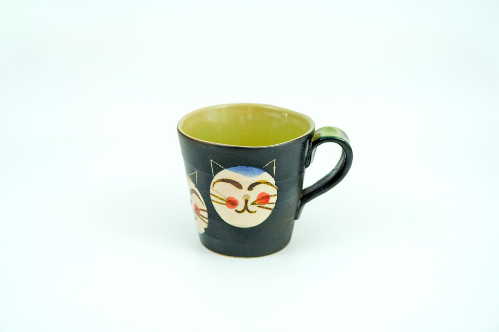 Banko Ware Mug, Couple Cats