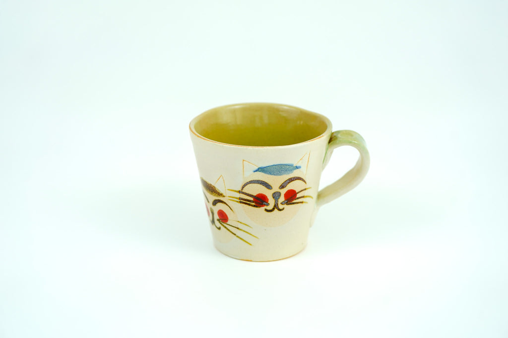 Banko Ware Mug, Couple Cats
