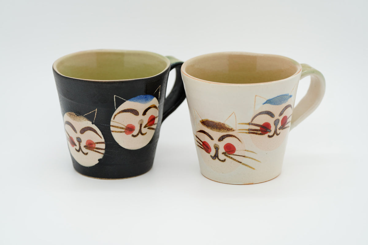 Banko Ware Mug, Couple Cats